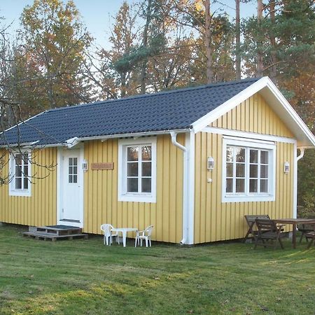 Gorgeous Home In Silverdalen With Kitchen Εξωτερικό φωτογραφία